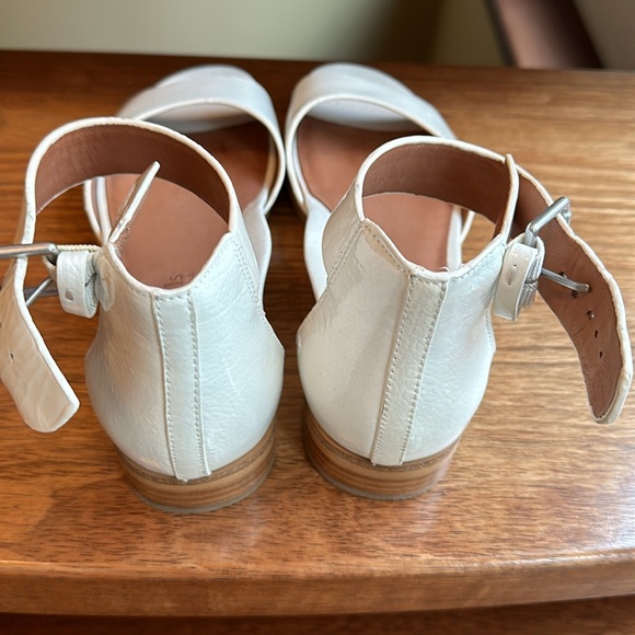 Gentle Souls by Kenneth Cole (Gracey) - Picture 3 of 8